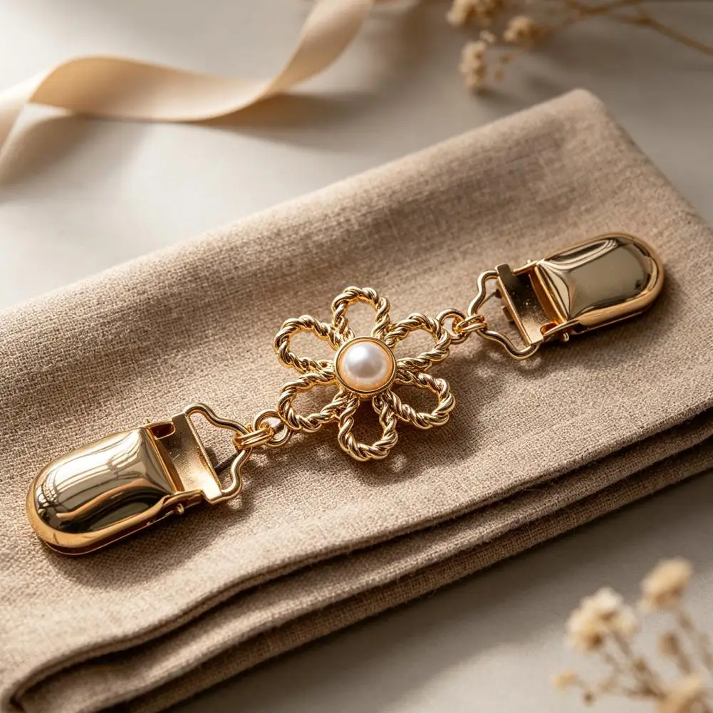 Waist Tightening Clip Vintage Sweater Clips for Women Retro Faux Pearl Cardigan Brooches Elegant Floral Collar Clips Adjustable