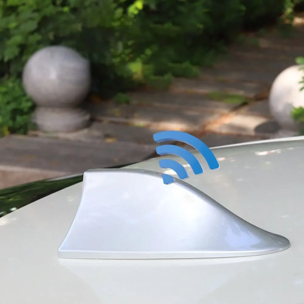 Creative FM/AM Car Shark Fin Antenna Punch-free Waterproof Radio Signal Antenna Aerial Antenna Cover Car Accessories