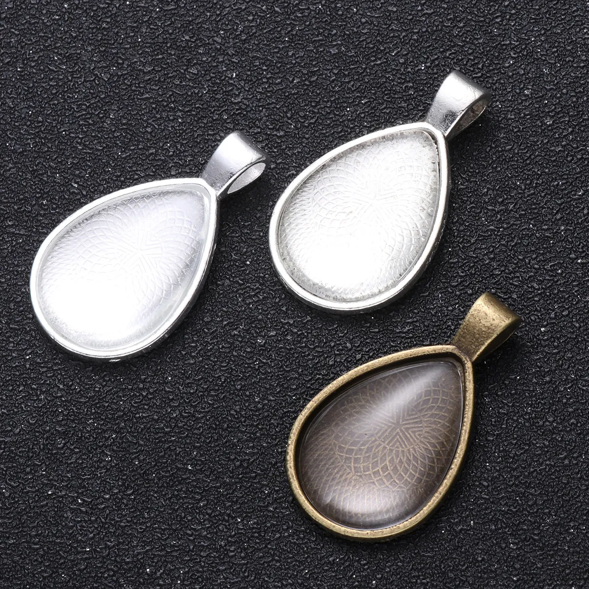 

36Pcs Tray Pendant Bezels DIY Jewelry Making Kit for Photo Cameo Resin Crafts Custom Pendants Jewelry Accessories Set