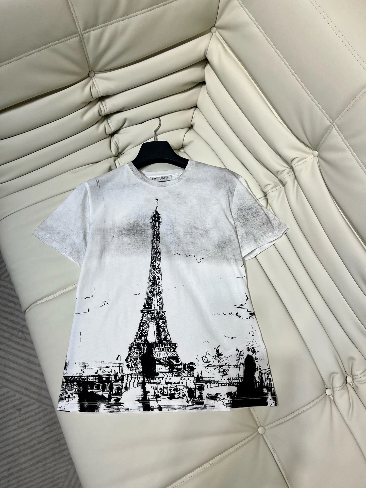 EVACANDIS Women New Hand-painted Eiffel Tower Printing Short Sleeve Tees O-Neck Chic Luxury Casual High Quality Cotton T-shirts