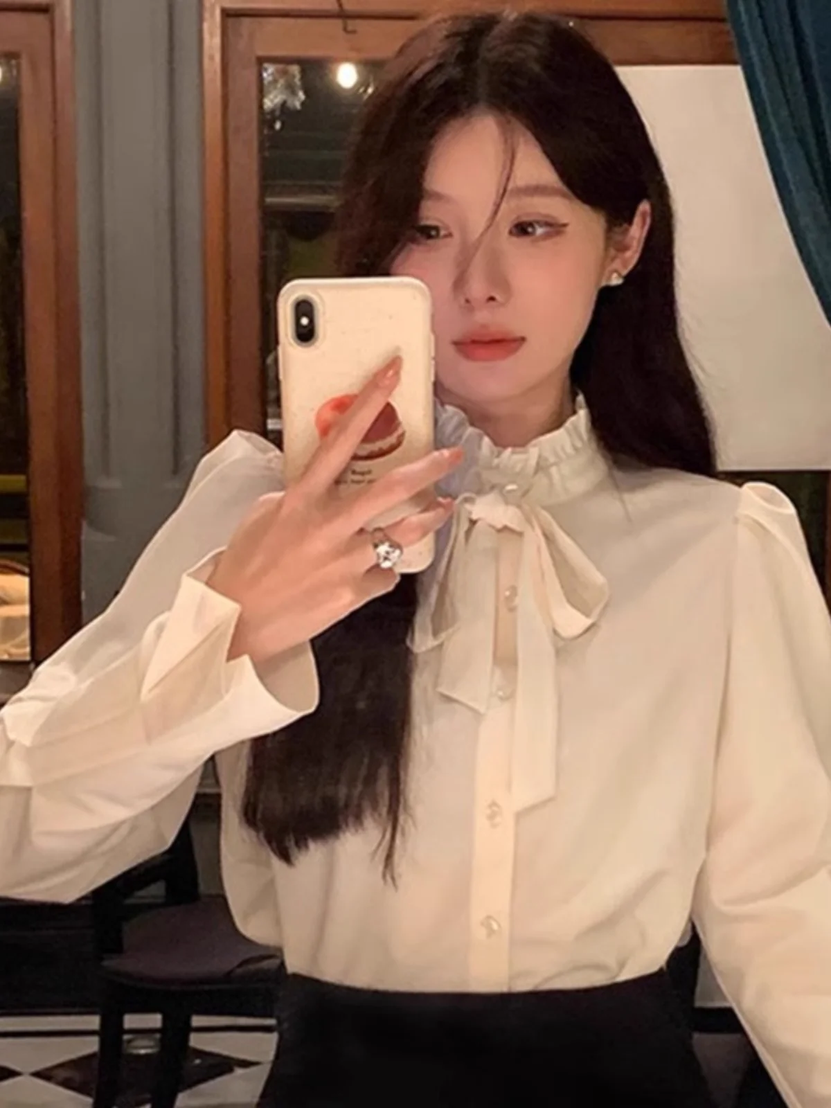 เสื้อผู้หญิงแบบผูกโบว์ ดีไซน์สปริง/ออทัมน์ สไตล์ฝรั่งเศส ไซส์เล็ก สีเบจอ่อน ทรงหลวม สไตล์เกาหลี