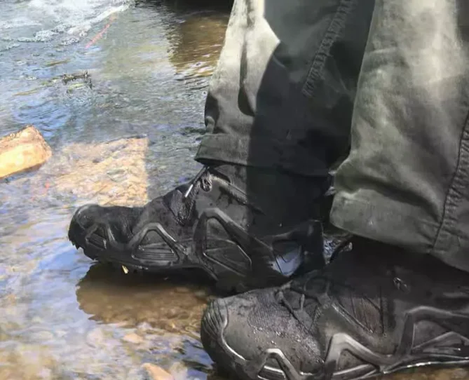 

2025 new hot summer professional wear unisex squat weightlifting shoes gym weightlifting sneakers squat sneakers very good