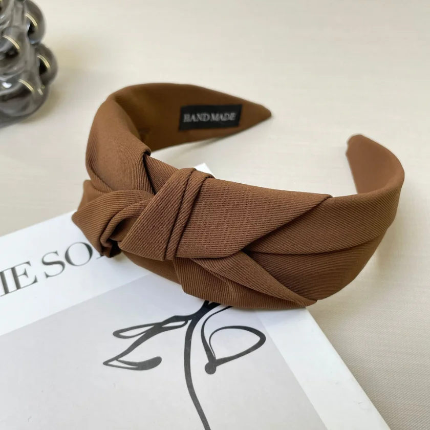 Einfarbiges geknotetes Haarband für Frauen, weicher Stoff, breites Haarband, modischer Turban-Haarreif, Haaraccessoires für den Alltag von Mädchen. – Detail 7