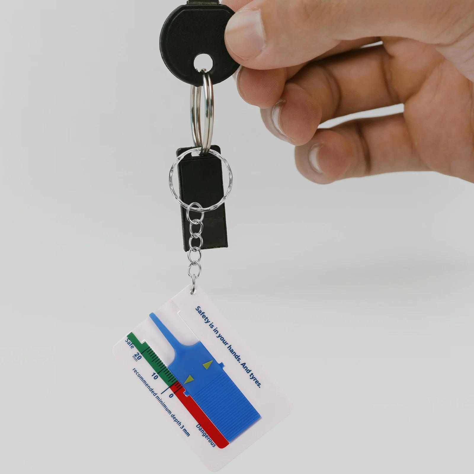 

2Pcs Tire Tread Depth Gauge Professional Grade Measuring Tool for Exact Inspection Car Truck Suv Tire Depth Gauge