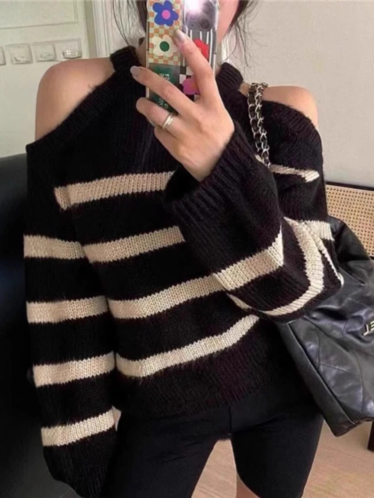 韓国ファッション春と秋カジュアルルーズプルオーバーラウンドネック透かしオフショルダー長袖ストライプニットセーター