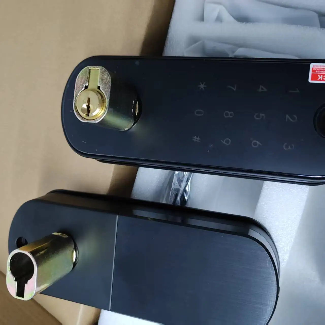 

Smart Touchscreen Lock Digital NFC Waterproof with IC Cards App Remote Control for Home Fingerprint Door Lock Keyless Door Lock