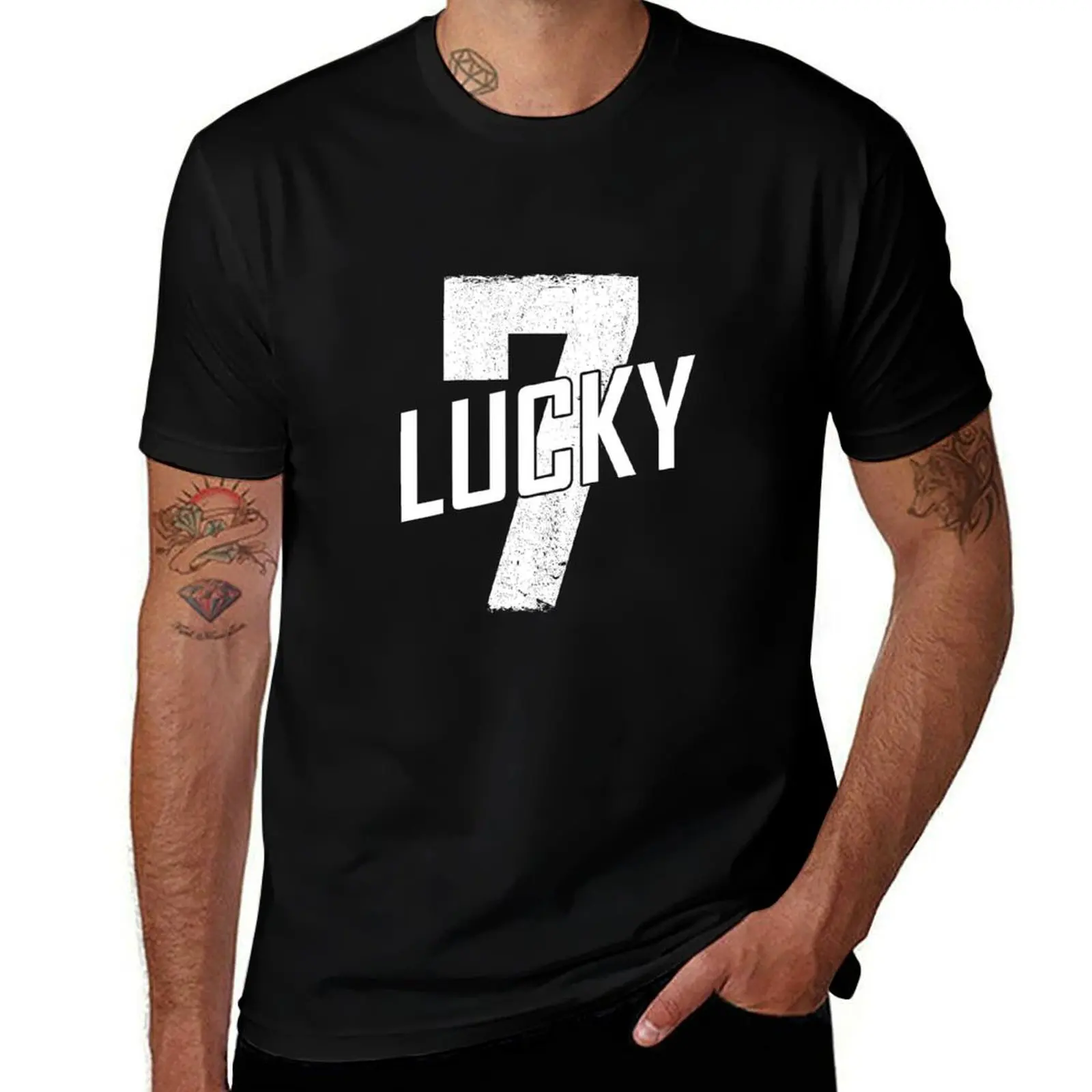 Lucky Seven Distressed In White Lucky Number 7 Gear T-Shirt Comfortable Basic Crew Neck Tee T-Shirt