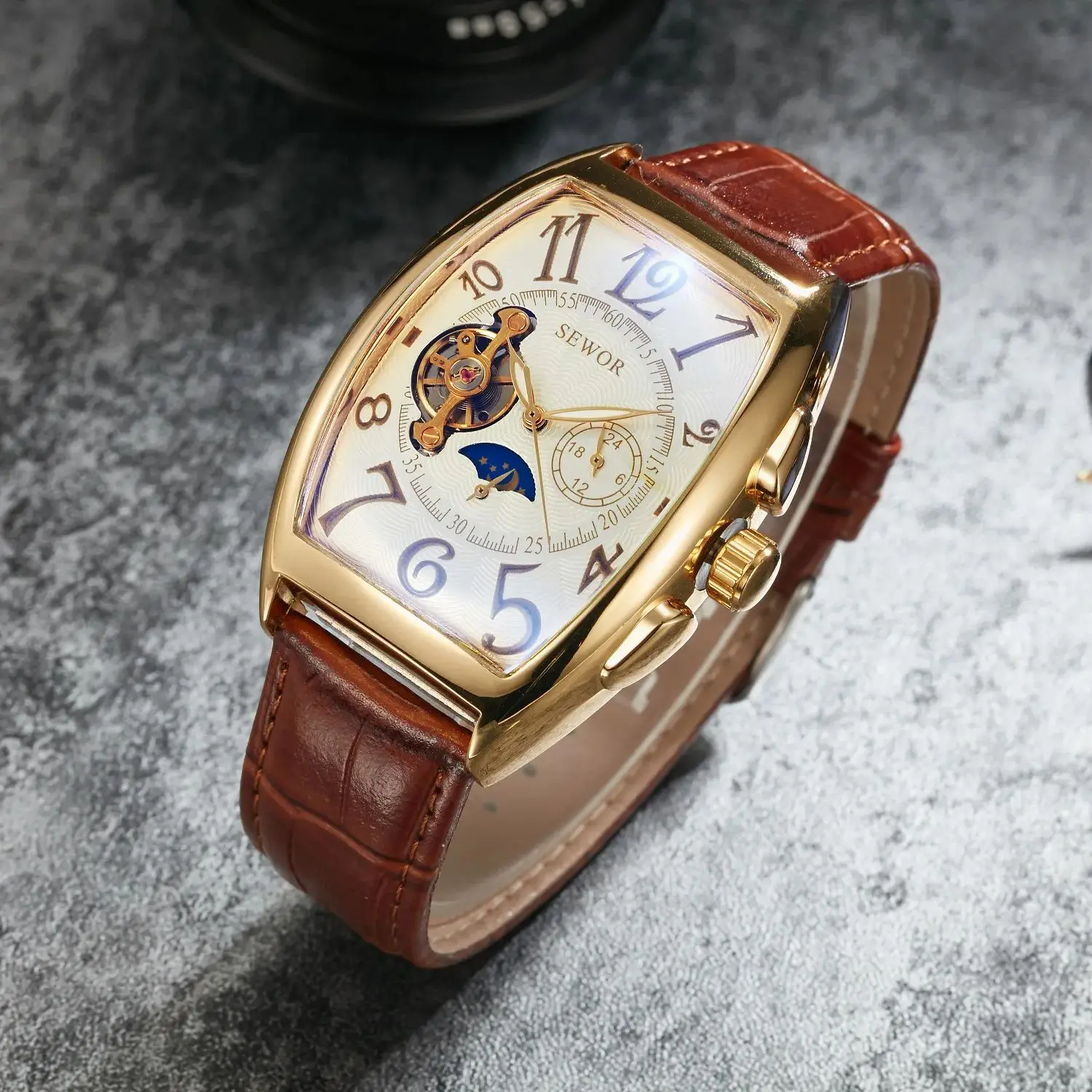 Reloj de moda para hombre, Tourbillon luminoso en forma de barril de vino, movimiento mecánico completamente automático, reloj automático