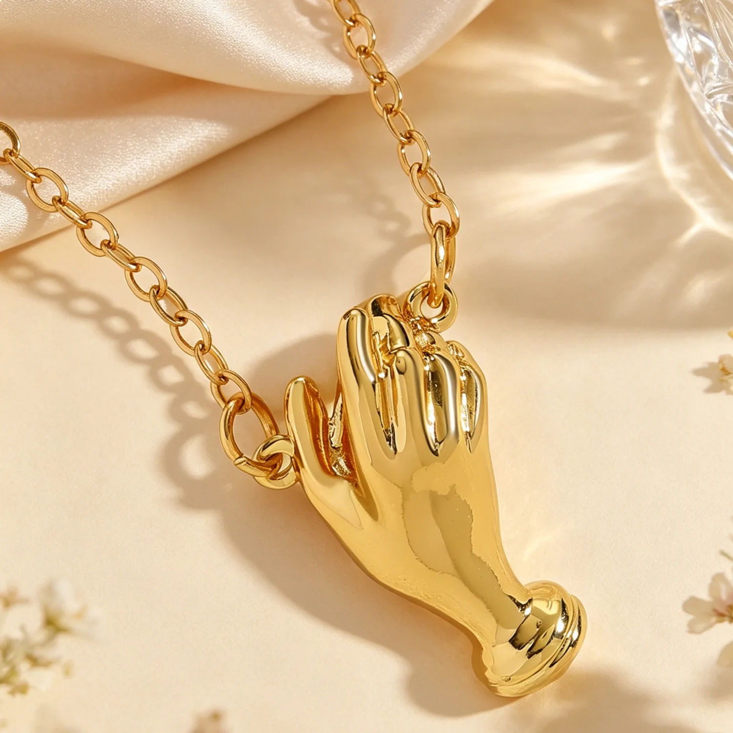 قلادة زهرية بتصميم فريد، دبوس - مراجعة Accessories Woman وسعره