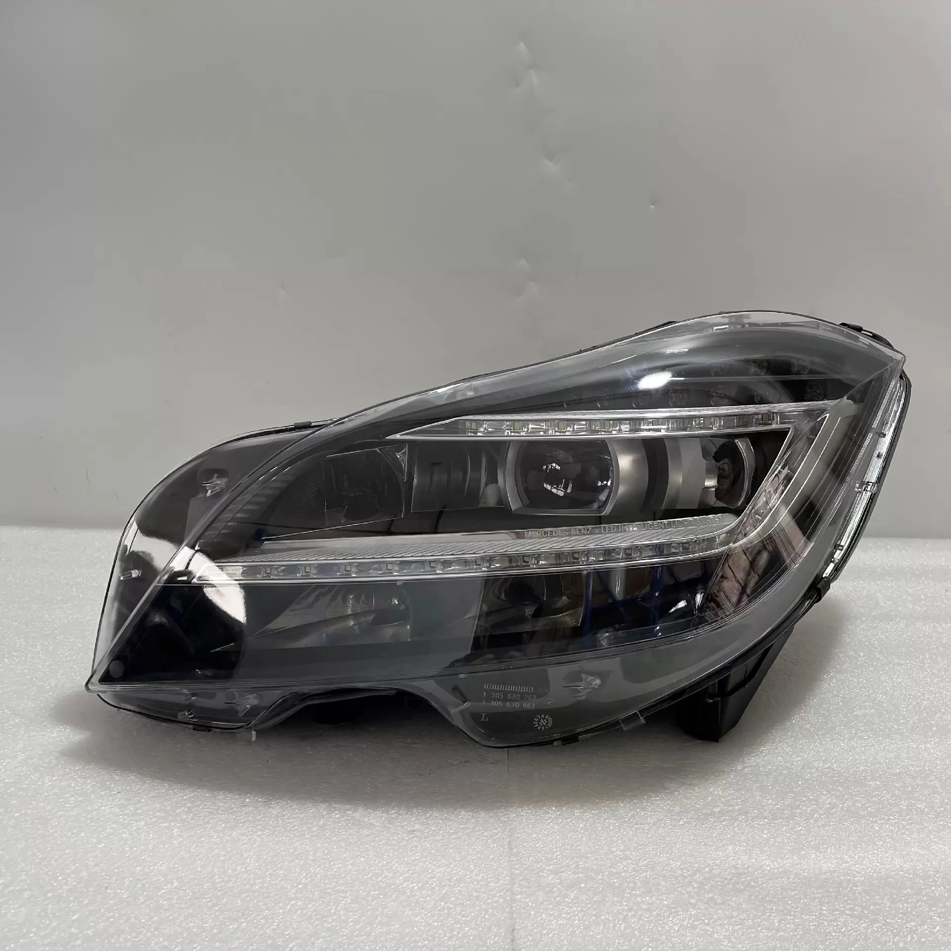 Headlamp LED Headlights 3 module version for Mercedes-Benz W218 CLS300 CLS350 CLS500 CLS63 2015-2018 EU Version Headlight 1PC