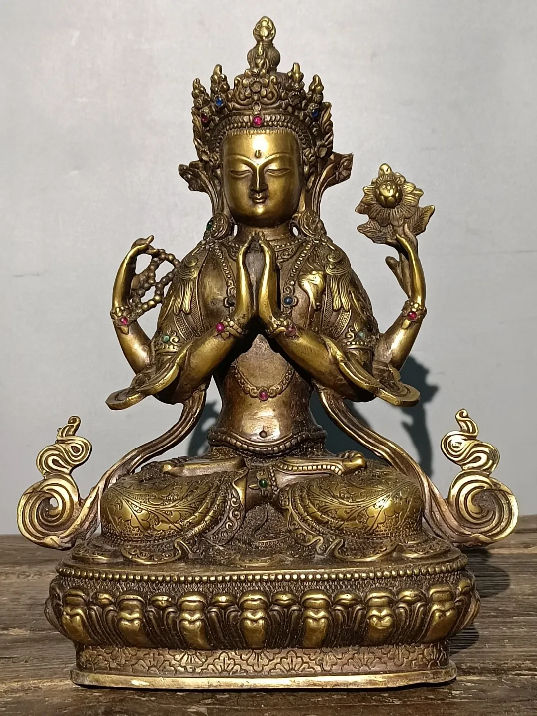 

Nepalese Tibetan Old Yellow Copper Pure Copper Inlaid Gemstone Four Arm Avalokitesvara Statue Decoration Home Buddhist Hall Supp