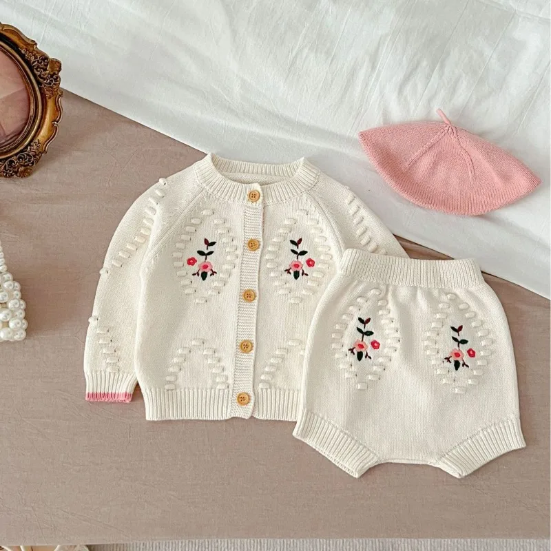 

New Girls Two Piece Sets Sweater Embroidered Flower Cardigan Bread Pants Sprign Autumn Soft Sweet Lovely Outdoor Fashion