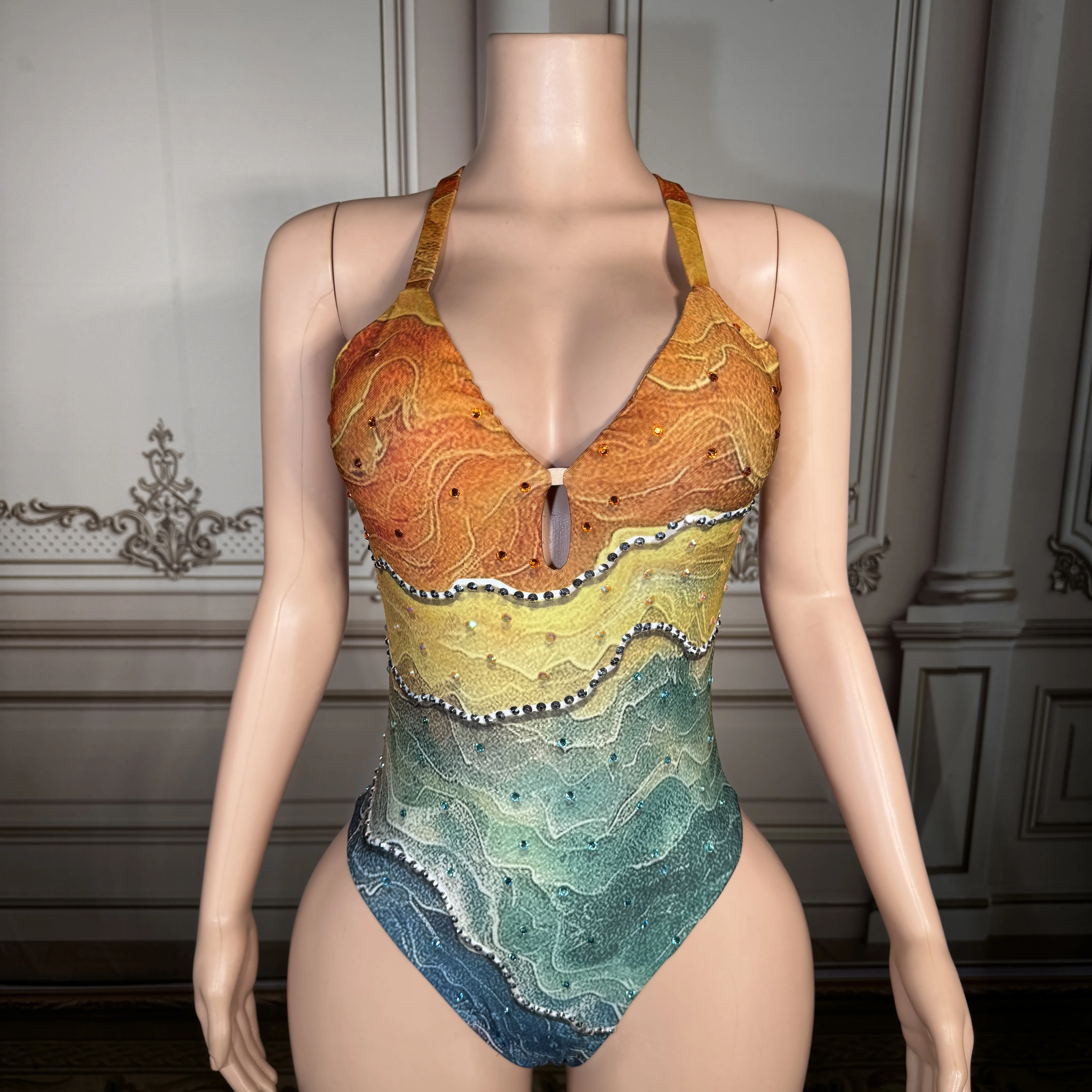 

Новый сексуальный сине-желтый симметричный боди-купальник ZD для женщин с вырезом на шее, цельный купальник с роскошными кристаллами