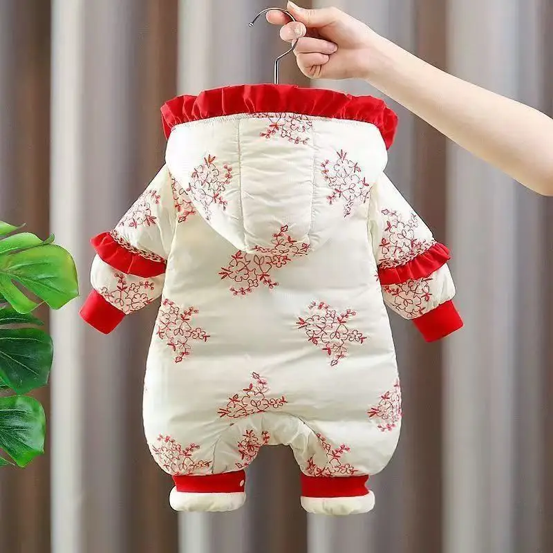 Baby Autumn Winter Outdoor Clothes Trendy Climbing Clothes for Newborns Boys and Girls Baby Jumpsuits Velvet Rompers