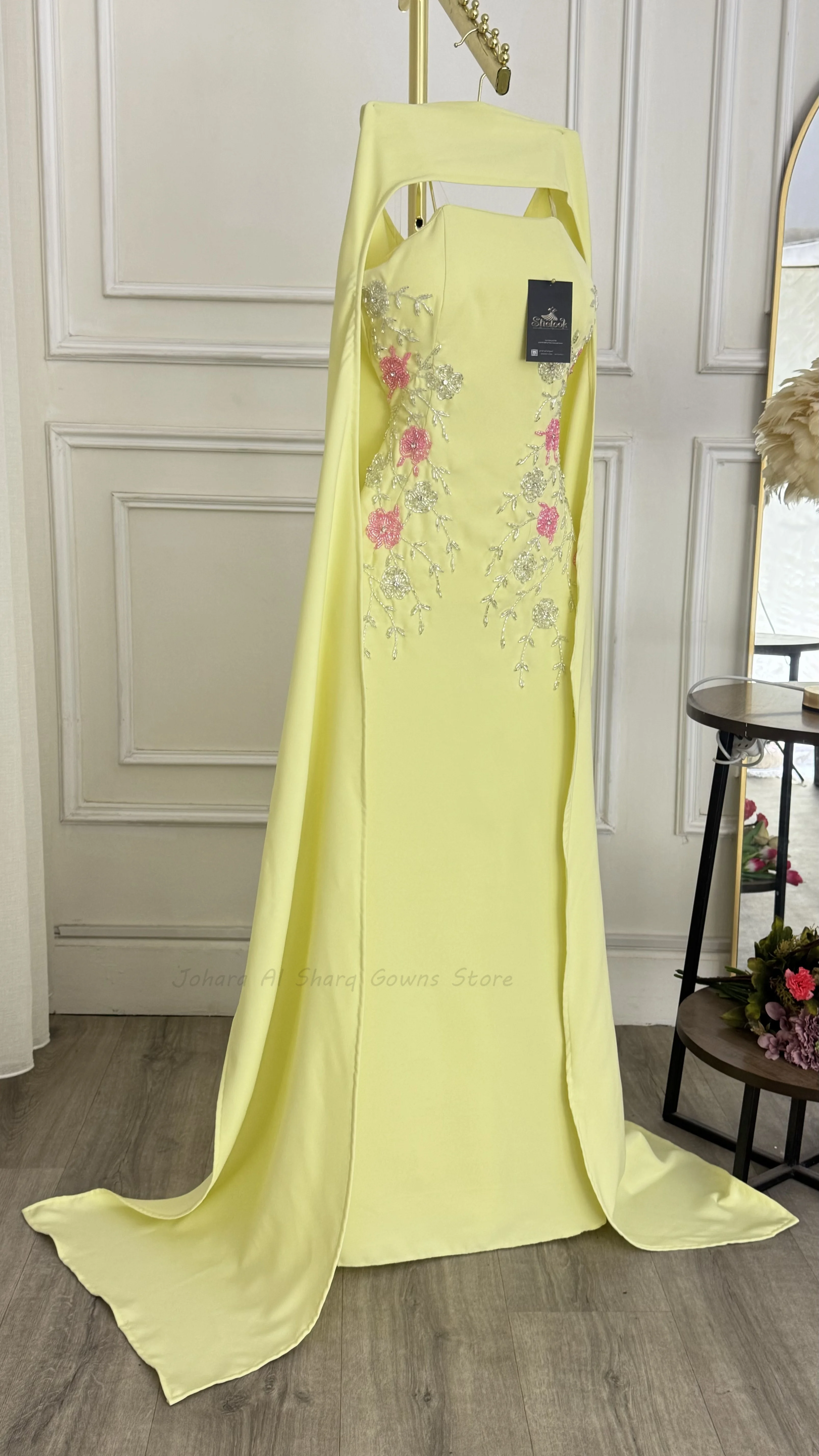 فستان سهرة حورية البحر باللون  - مراجعة Embroidery Yellow Dress وسعره