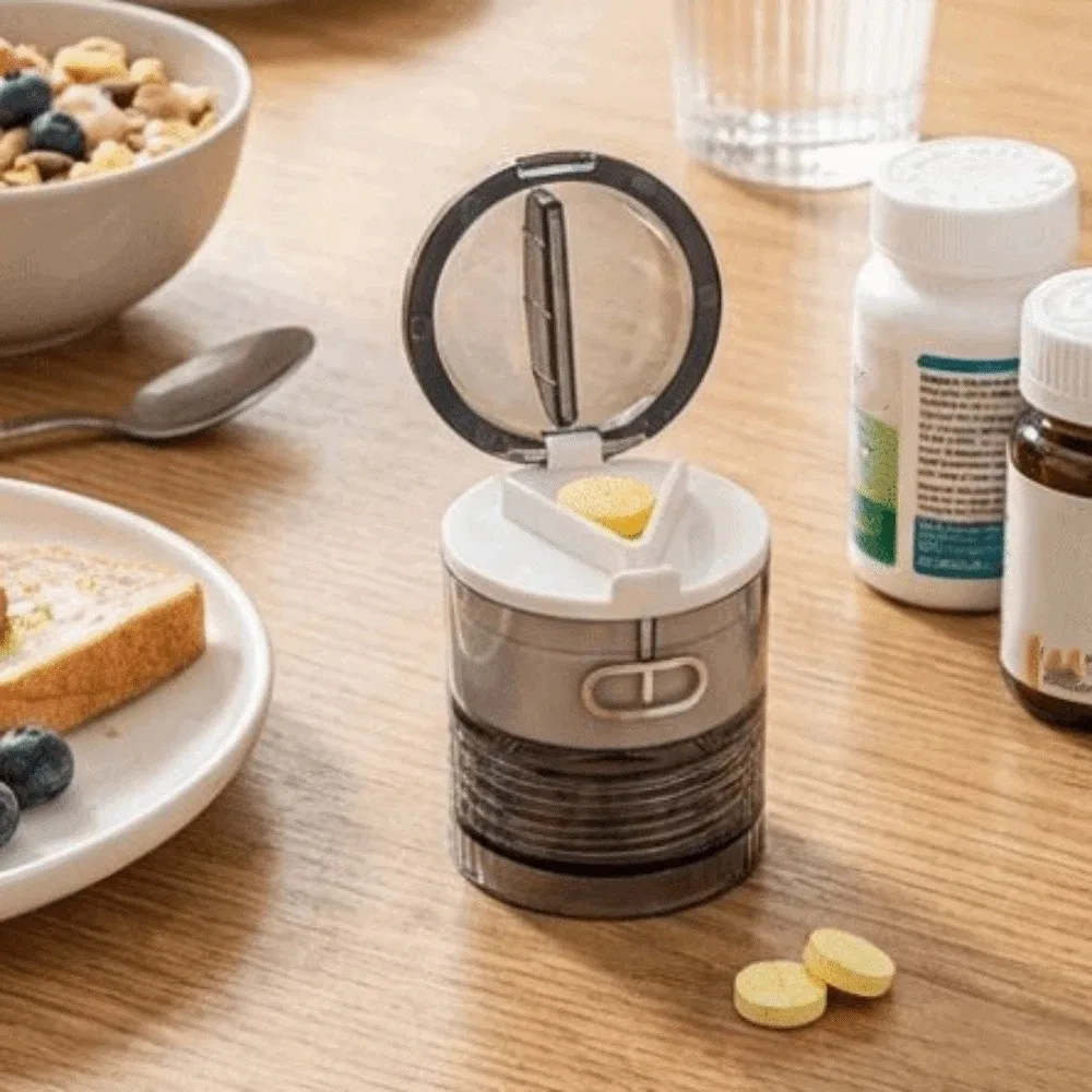4 Layer Portable Pill Cutter Dust Proof Accurate Division Medicine Crusher Moisture-proof Halve Pill Grinder Travel