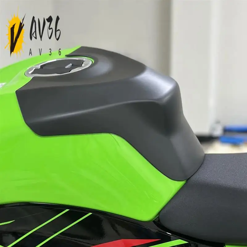

AV36-Motorcycle Fuel Gas Tank Cover Protector For KAWASAKI Ninja ZX6R ZX-6R 2019-2024