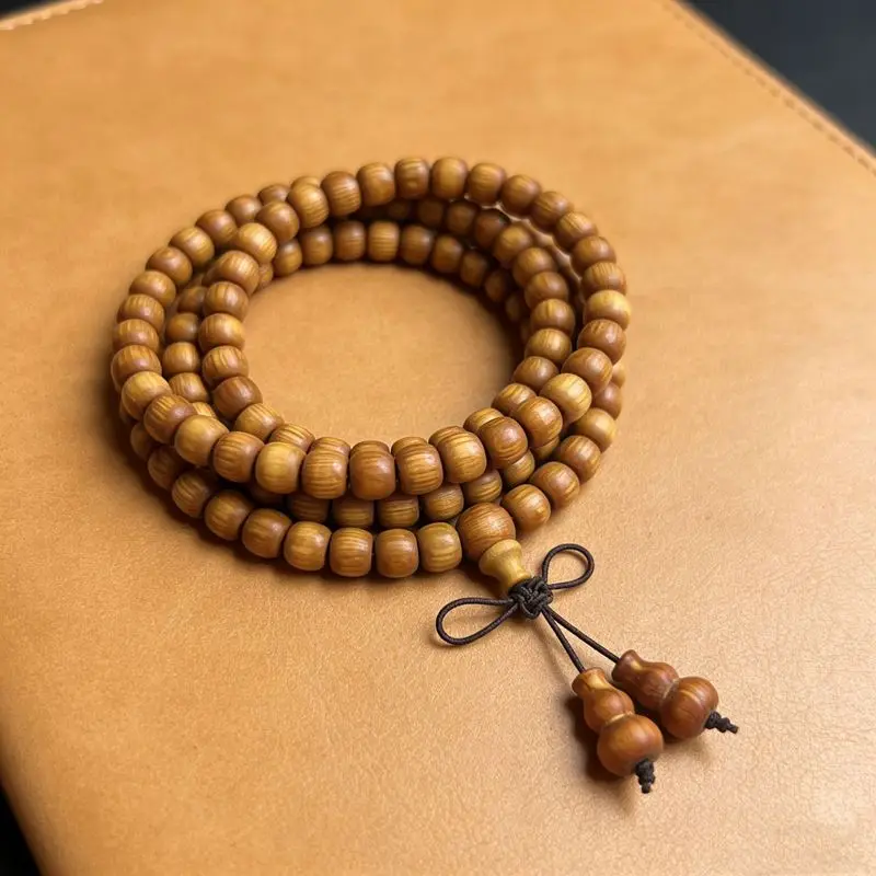 Taihang aged Chinese cypress bracelet with red and horizontal patterns, single-strand translucent prayer beads, high oil con