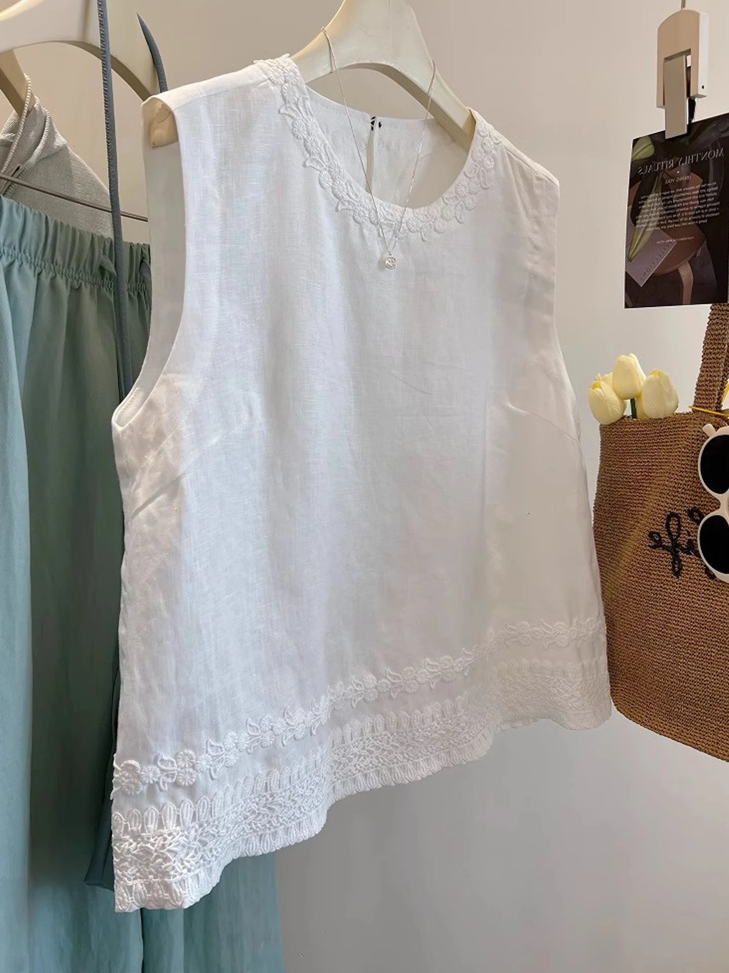 

Ele Pure Color, летний жилет с круглым вырезом, женский модный топ на бретелях с цветочной кружевной отделкой, корейский прямой крой