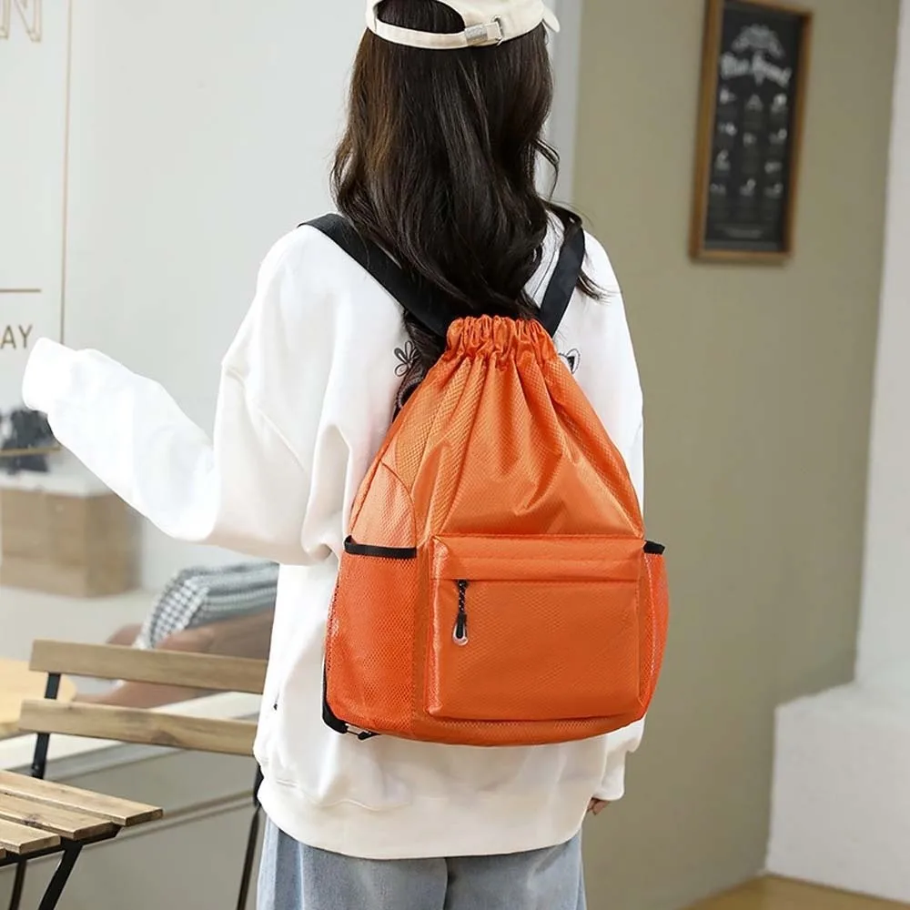 حقيبة ظهر محمولة برباط لصالة الألعاب الرياضية سريعة الجفاف بسعة كبيرة من قماش أكسفورد خفيفة الوزن ومضادة للرذاذ والماء #1