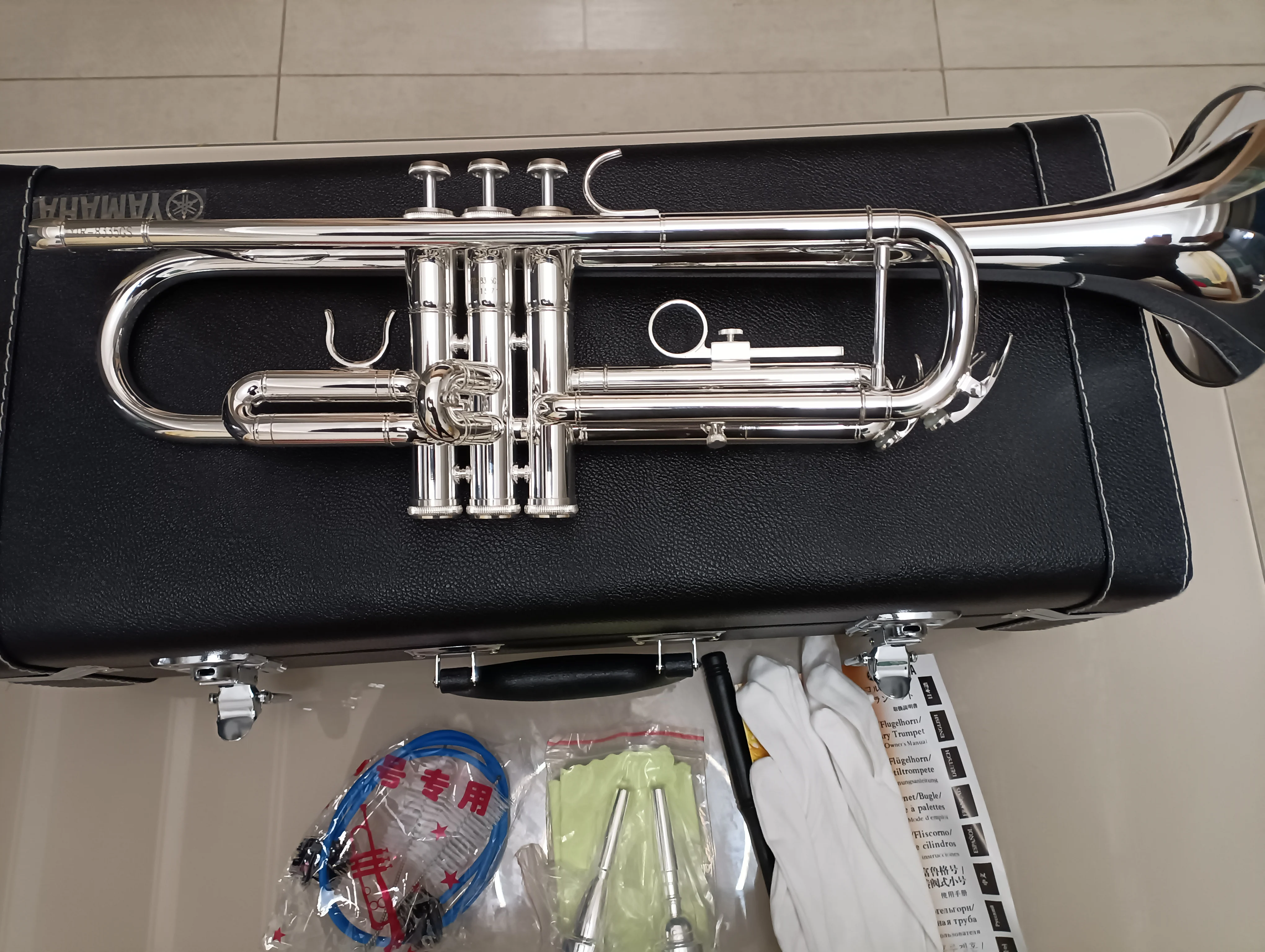 

Made in Japan quality 8335GS Bb Trumpet B Flat Brass Silver Plated Professional Trumpet Musical Instruments with Leather Case