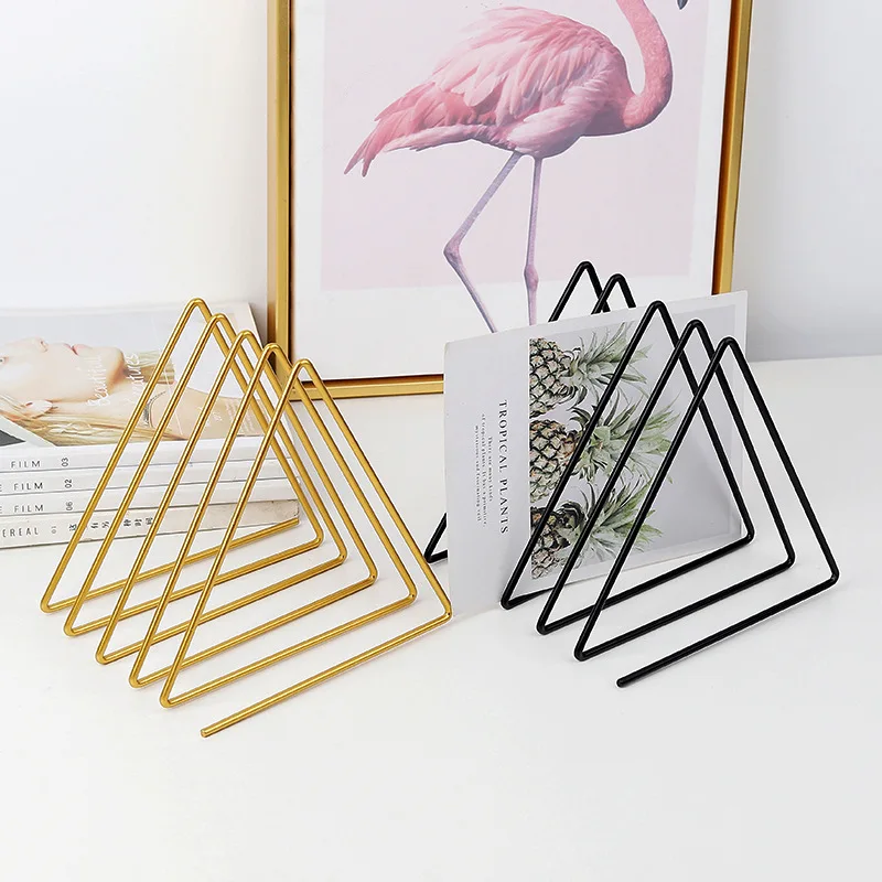 

Nordic Minimalist Triangle Iron Art Desktop Bookshelf Creative Office Desktop Bookshelf Magazine Storage Newspaper Rack