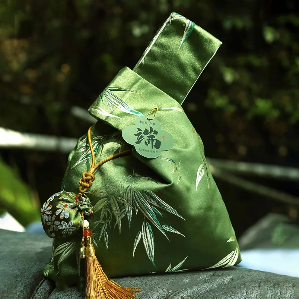 

Zongzi Pendant Tassel Knot Wrist Bag Pin Card New Chinese Style Handbag Yellow Storage Purse Satin Hand-held Pouch Friends