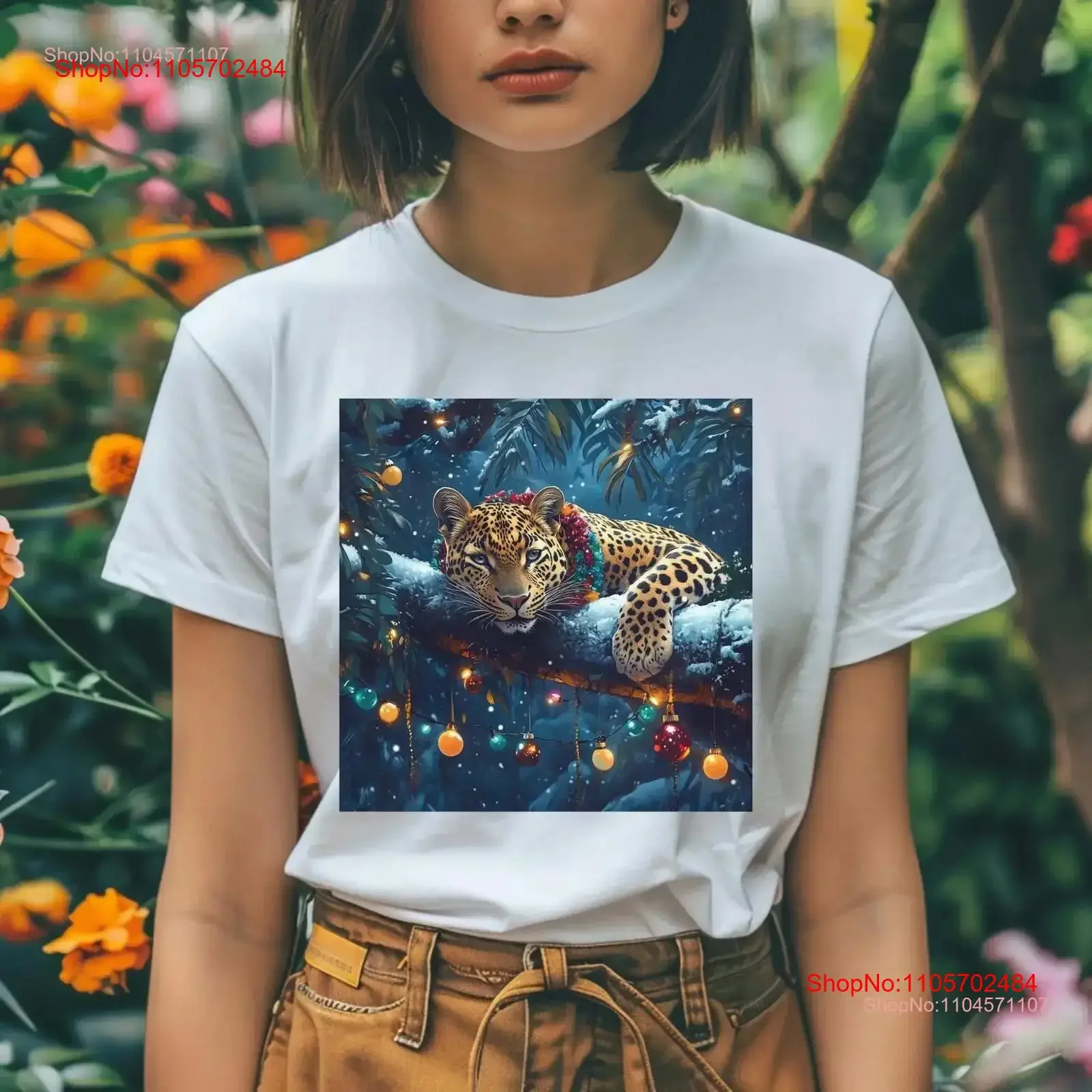 Leopard's Holiday Lounge T Shirt Christmas Theme Animal Leopard Art Snow Ideas vintage Washed homme designer clothes Slightly