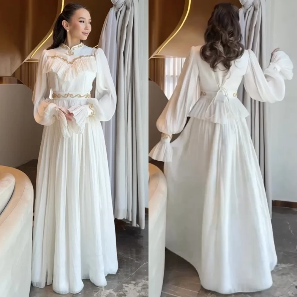 Customized Fashion …