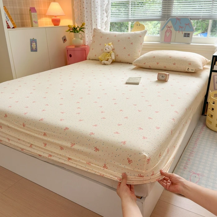 A-Class Floral Style Double-Layer Yarn Soaked Gauze Machine Washable Bed Sheet Bedsheets Surround Covers Three Piece Set