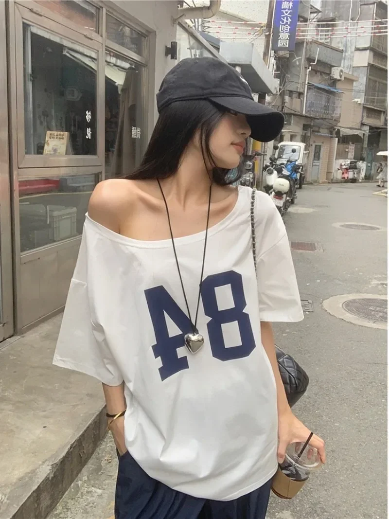 Casual Relax Woman T-shirt Letter 2025 Women Hot New Versatile Street Atmosphere Style Fashionable Chick Summertime Tops