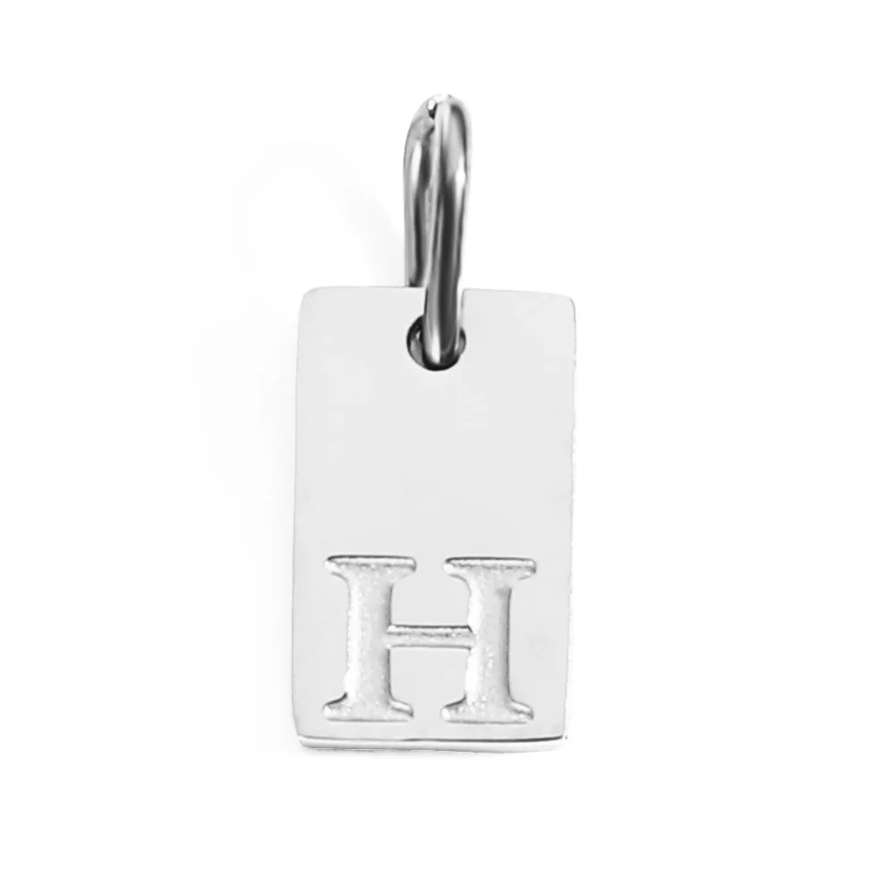 CARLIDANA Minimalistischer Buchstabe Initial Schmuck Damen Edelstahl vergoldet Rechteck Silber Farbe Alphabet Anhänger Charm – Detail 6