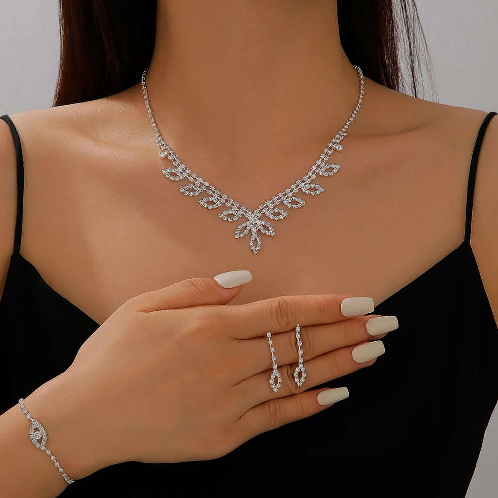 Комплект украшений со стразами и кристаллами, серебряное свадебное ожерелье, серьги, браслет, вечерняя коллекция свадебных украшений для банкета
