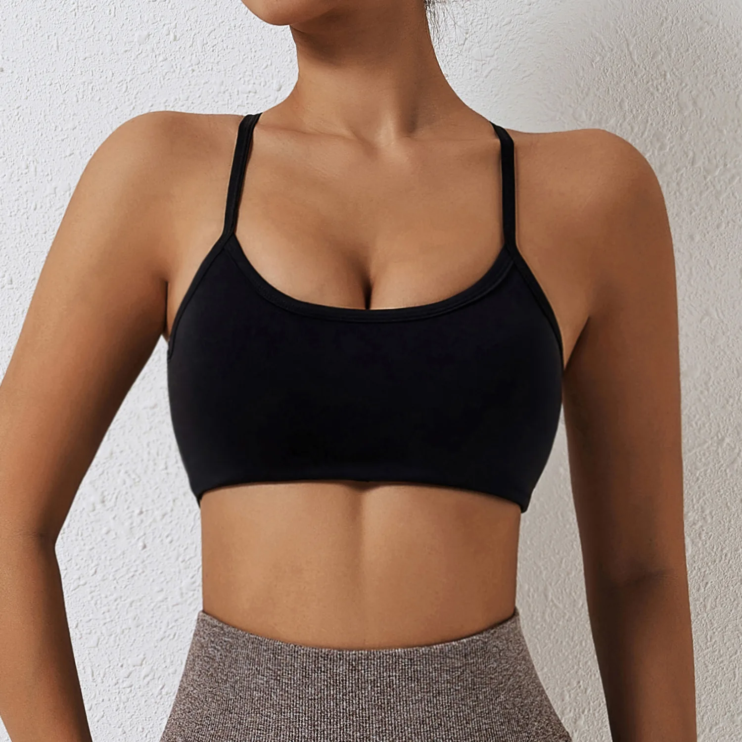 Sexy Seamless Push Up Yoga Bra para Mulheres, Cross Strap, Ginásio de Formação, Corrida, Treino, Roupa interior Sports, Crop Tops, Novo