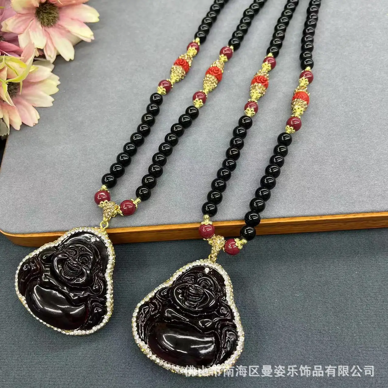 DIY accessories Internet celebrity live broadcast second generation amber laughing Buddha necklace natural agate sweater chain j view 3