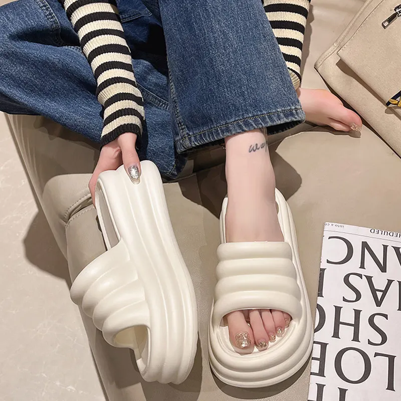 Womens Platform Slippers Outdoor Solid color Summer Slippers Women Fashion Ins Home Anti-Slip Slippers Shoes For Girls