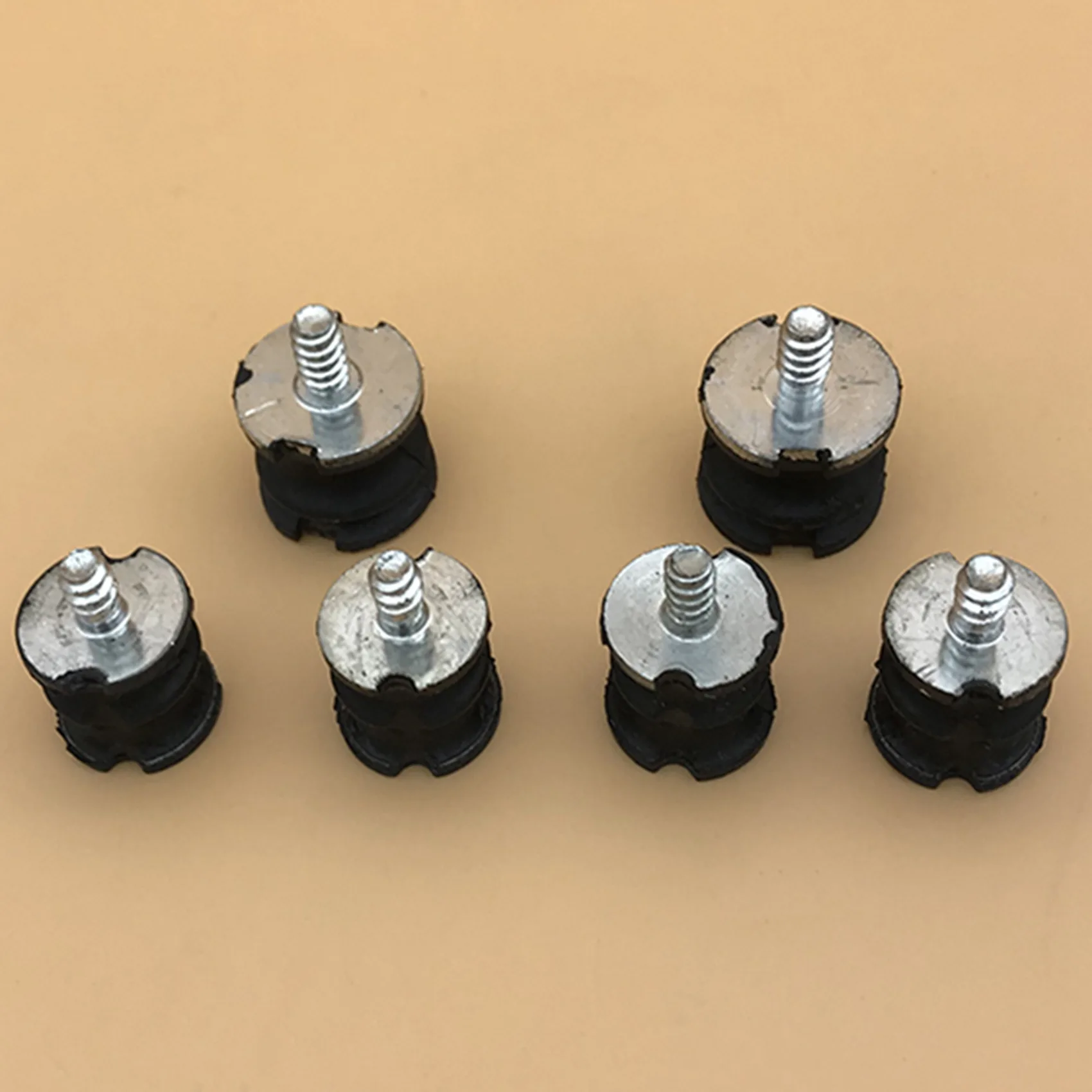 A02M-12Pcs/Lot Isolator Buffer AV Mount For 268 266 272 XP 272XP 266 61 Chainsaw Parts