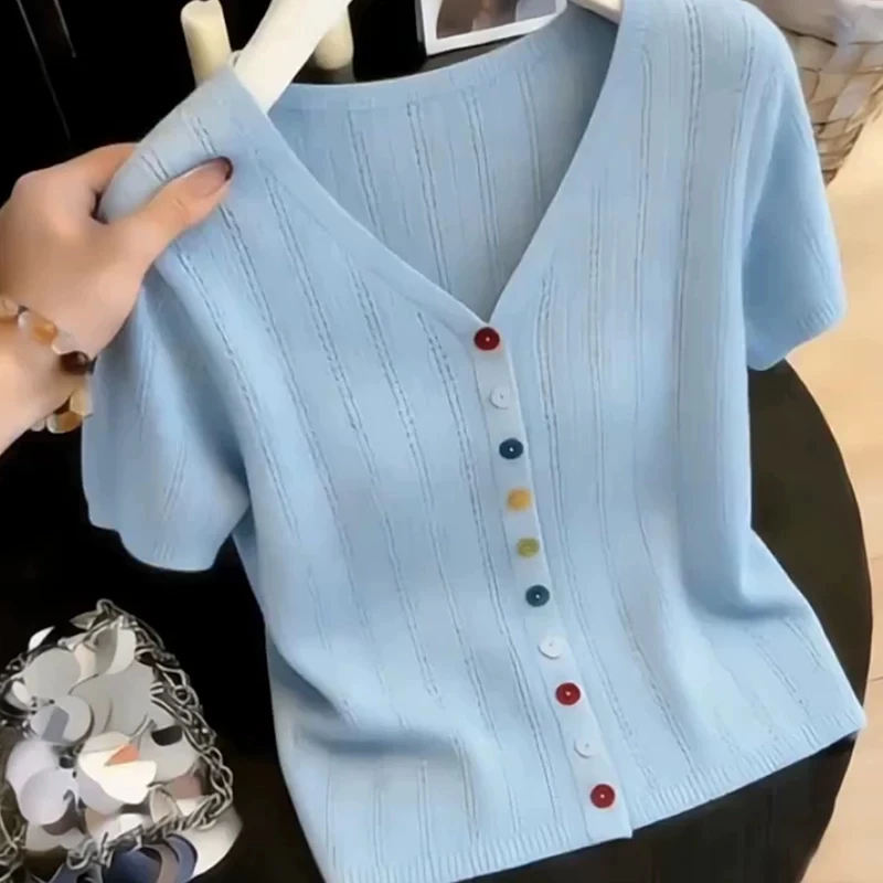 

Elegant V-Neck Hollow out Thin Knitted Cardigan Summer New Style Beautiful Unique Women's Slim Fit Ice Silk Short Sleeve Top