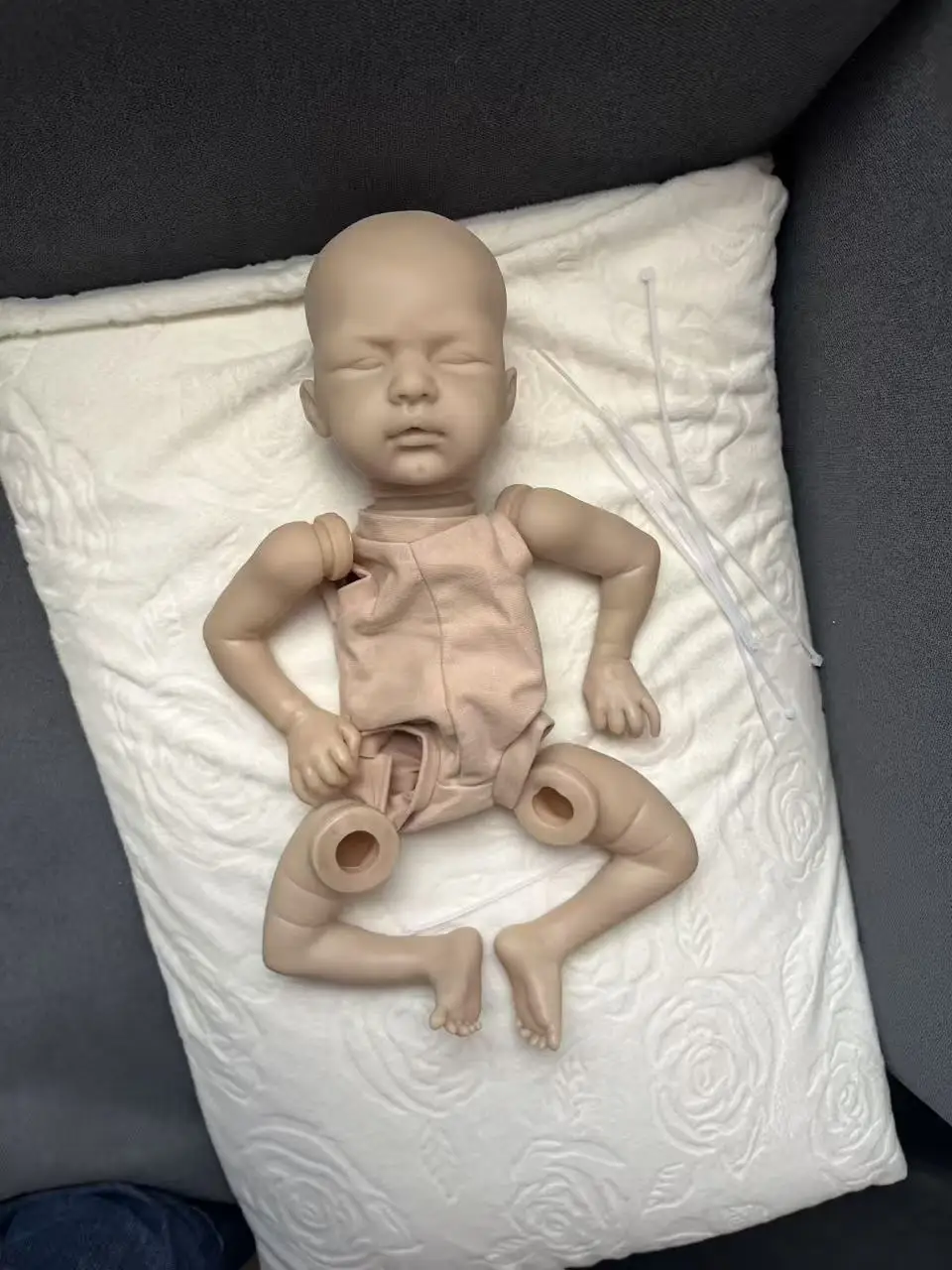 

15inch Reborn Doll Kit Sila Unpainted Unfinished Fresh Color Doll Parts DIY Doll Kits Name on Back muñecas kit bebe reborn