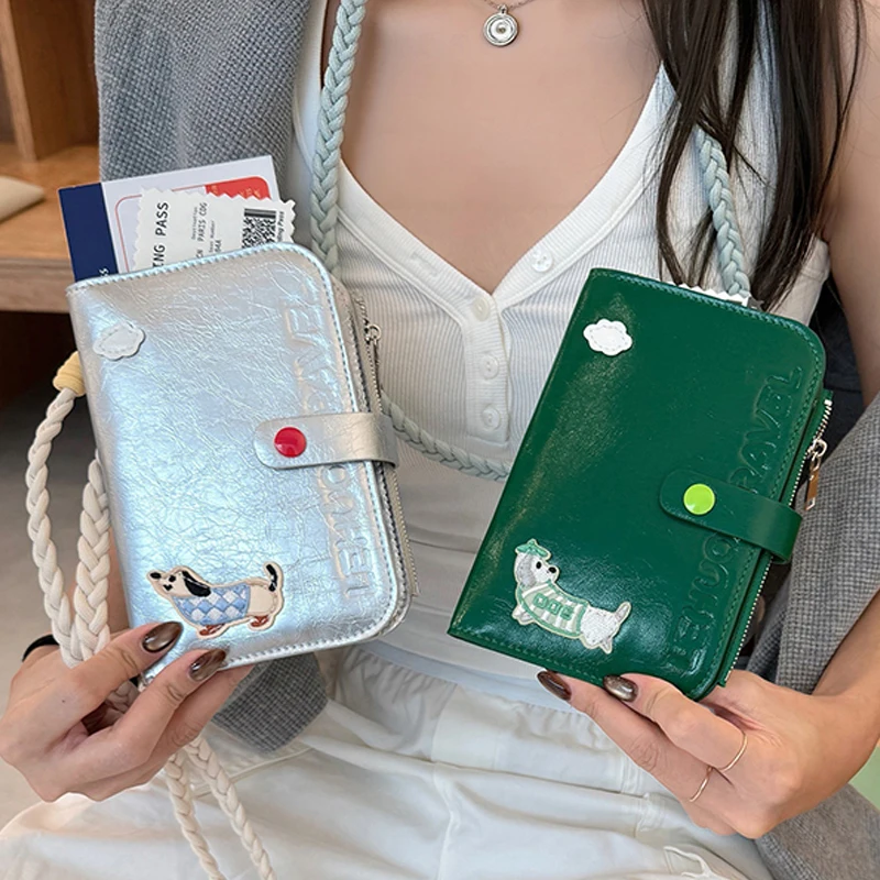 กระเป๋าใส่พาสปอร์ตปักลายดัชชุน - Embroidery Wallet บทวิจารณ์และราคา