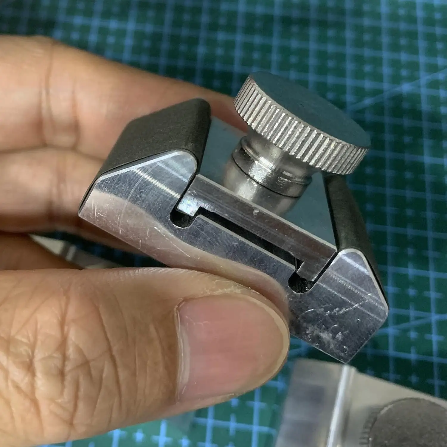 TINSOL Durable Aluminum Alloy Sandpaper Rack Grinding Clip Inner Corner Plane Polishing Hand-held Sandpaper Leather Edge Grinder