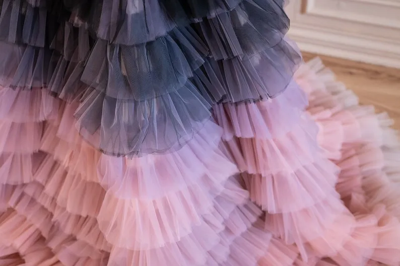 Elegancka, wielokolorowa długa spódnica ślubna oddziela Ombre spódnica z tiulu Couture suknia tiulowa warstwowa spódnica ślubna wykonana na zamówienie — zdjęcie 4