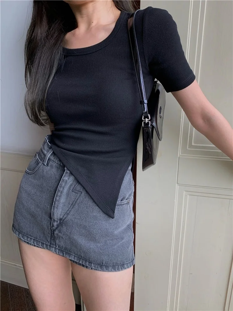 Women Simple Irregular Split Round Neck Short Sleeve T-shirts 2024 Summer Slim Solid Color All-match Sexy Tops Female Streetwear