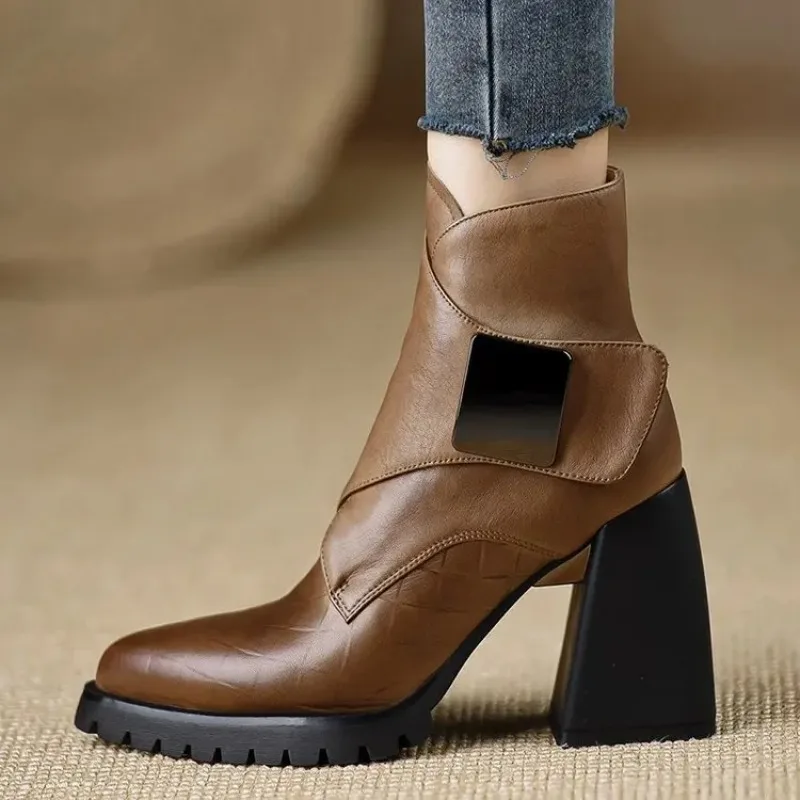 

Women's Ankle Boots Retro Casual Leather Boots Fashion Short Booties Temperament Pointed Women High Heeled Boots Bottines Femmes