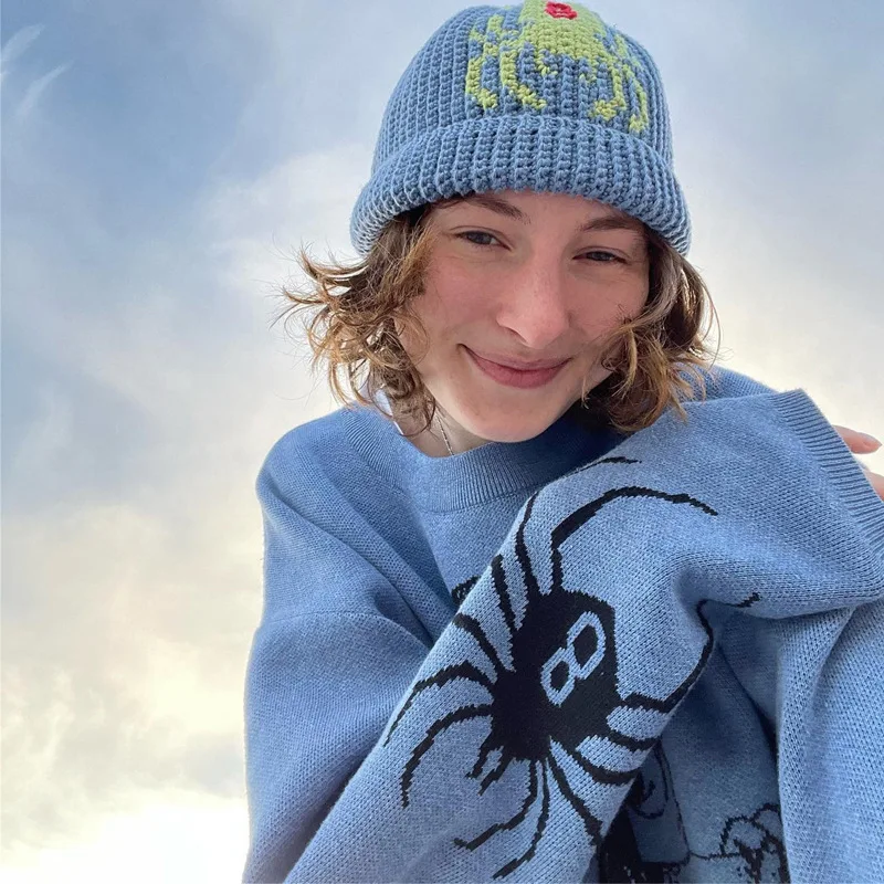 

New Hip Hop Streetwear Knitted Sweater Gothic Portrait Print Pullover Autumn Harajuku Goth Retro 2000s Sweater Women Oversized