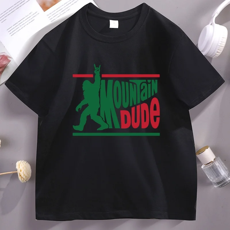 

Bigfoot T Shirts Mountain Dude Tshirt Sasquatch T-Shirt Men Women Funny Big Foot Tees Retro Hiking Outdoors Cool Camping Clothes