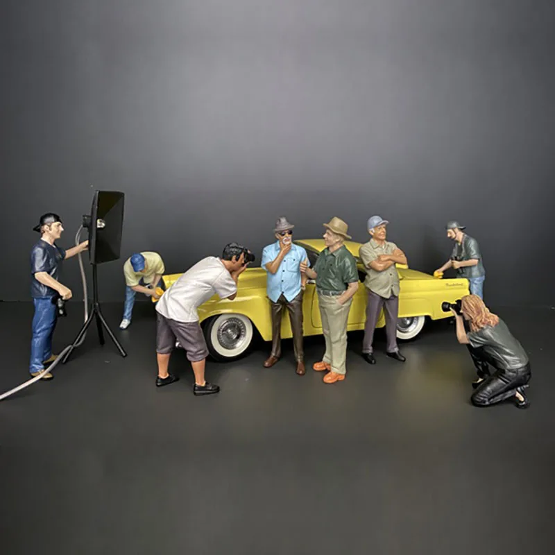 

New 1/18 Scale Model Car Maintenance Man Action Figure Scene Accessory Car Display Resin Dolls Toys Collection Gifts Fan Display