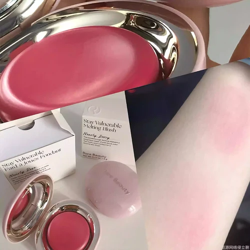 Imagen 2 del producto Rare Beauty Rubor Líquido en Polvo de Textura Fina, Brocha para Rubor en Polvo, Aplicación Uniforme, Fácil de Retirar, Rubor en Crema, Fácil de Aplicar