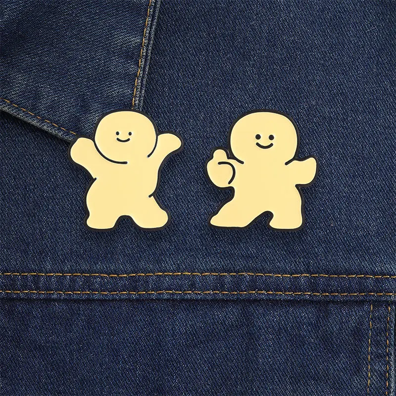 Character Brooches Cartoon Christmas Funny Gingerbread Man Metal Badges Small Gifts Wholesale Hat Pins for Backpacks Brooch Pin