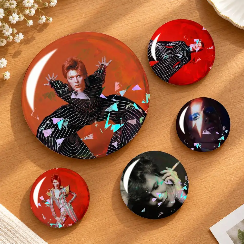 1970s D-David Bowie Glam Rock Custom Tinplate Round Button Badges Pins Brooches for Clothes Backpack